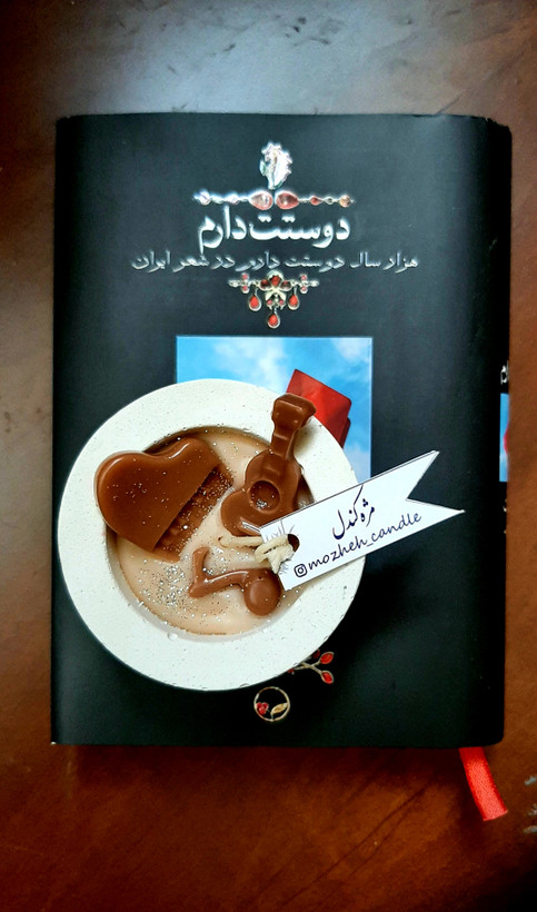 شمع پیانو،گیتار و نوت موسیقی دست ساز
